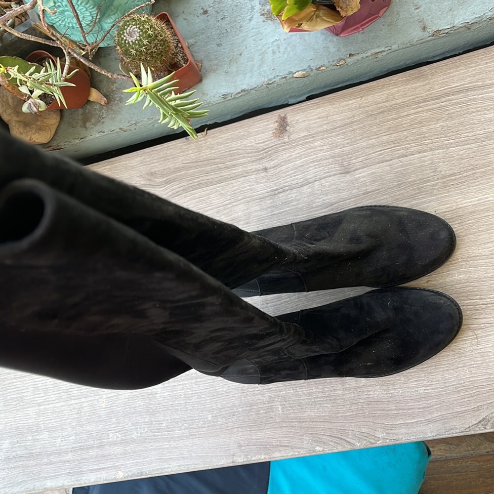 Stuart Weitzman Black Boot - image 4